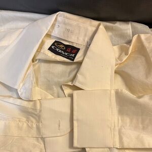 Conch Shanghai China pale yellow Men's Dress Shirt - Classic Collared Button-Up